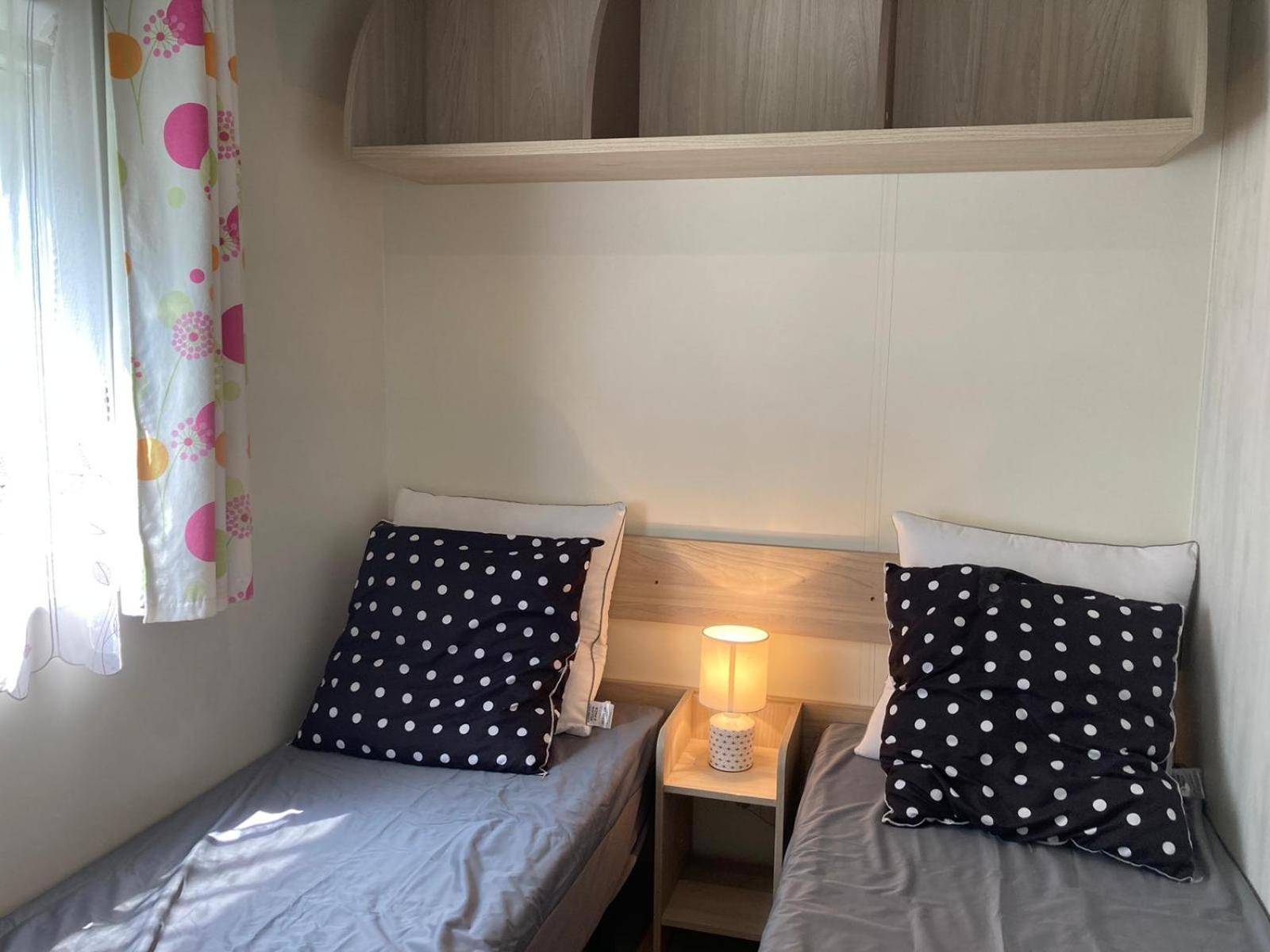 Le Domaine Des Pins Hotel Saint-Hilaire-de-Riez ภายนอก รูปภาพ